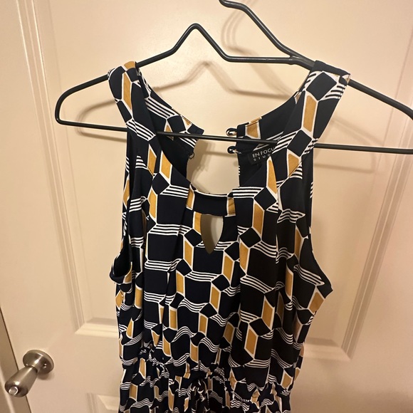Jumpsuit Navy Blue and Mustard yellow geometric print size 6 - Picture 6 of 6